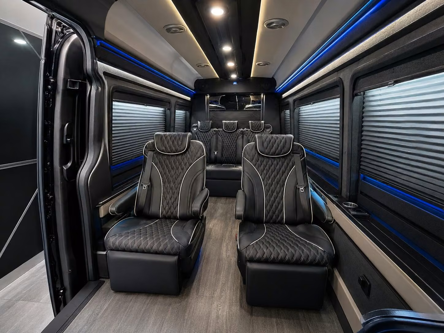 flying out of deer valley book a private airport shuttle for your glendale group