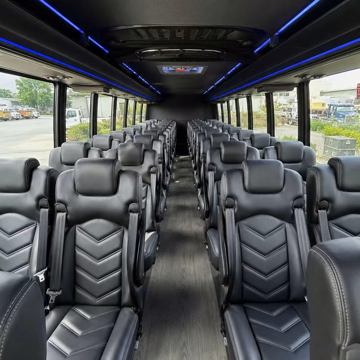 glendale 18 passenger minibus rental
