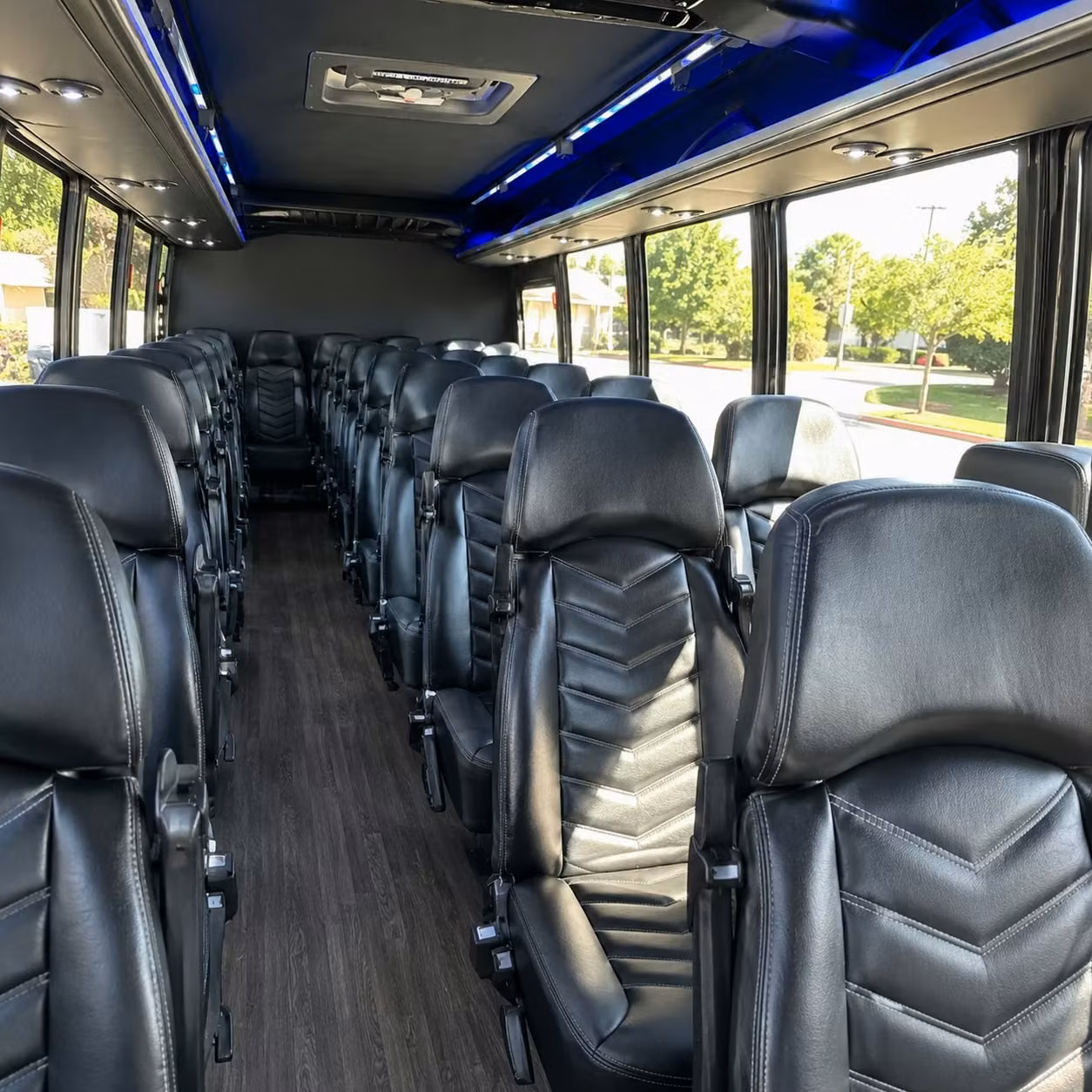 glendale 28 passenger minibus rental