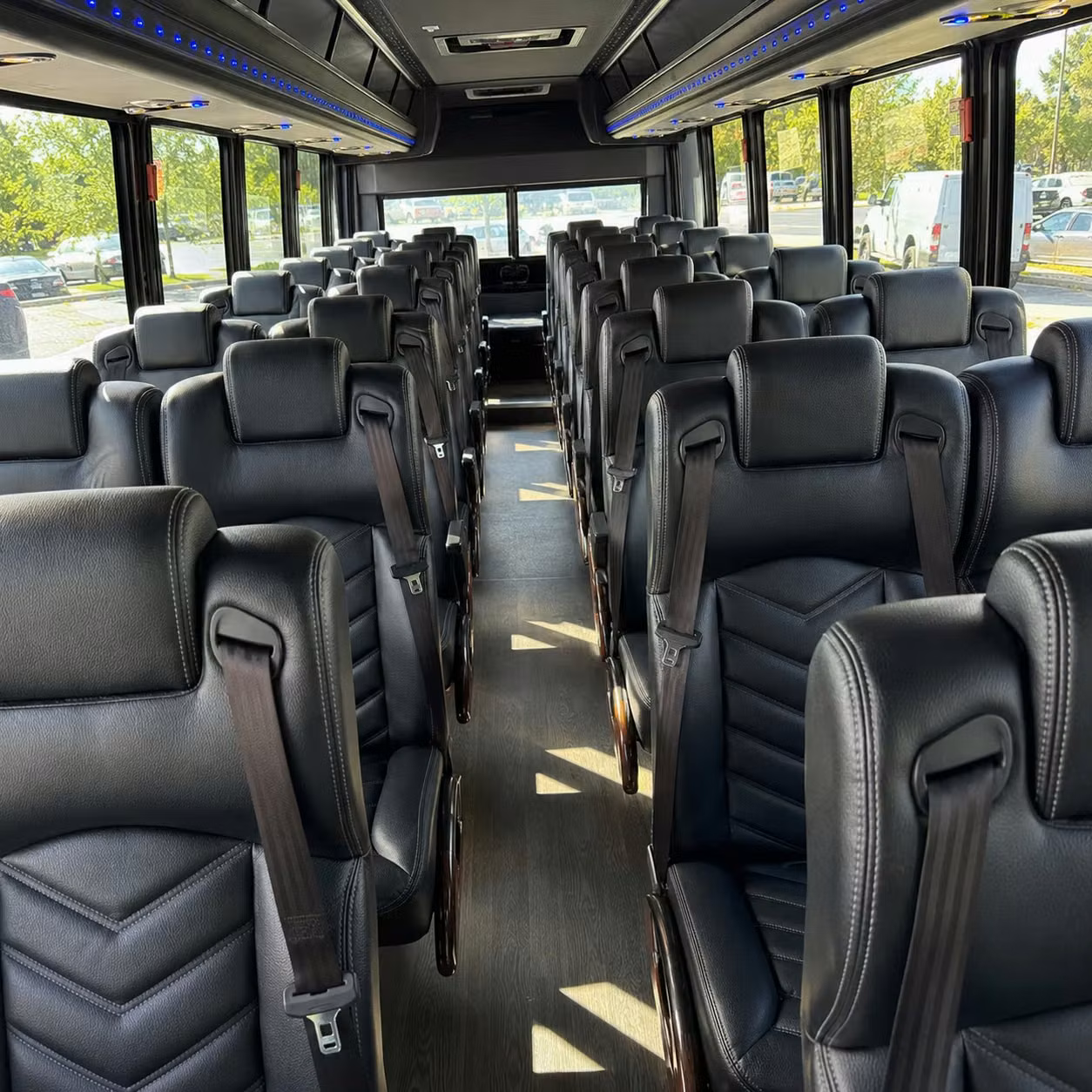 glendale 30 passenger minibus rental